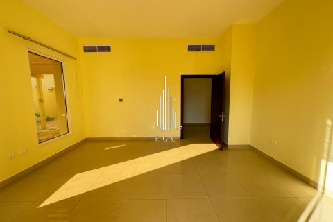 Villa Baniyas, Abu Dhabijā, AAE 8 istabas, 1207.7 m2 Nr. 517683 - attēls 15