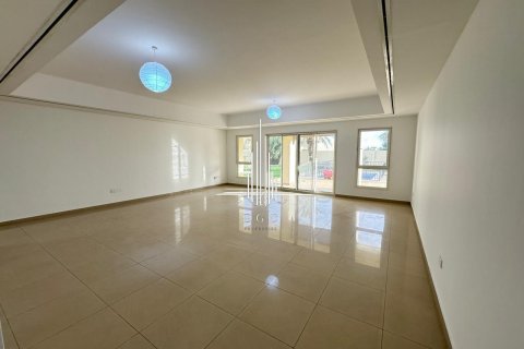 阿联酋 Abu Dhabi Baniyas 别墅  8 卧, 1207.7 平方米 , 编号 517683