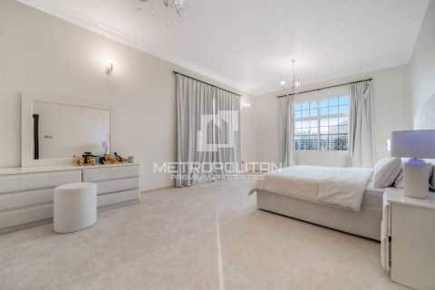 Vila u Al Barsha, Dubai, UAE 5 spavaćih soba, 762 m2 Br. 664483 - fotografija 4