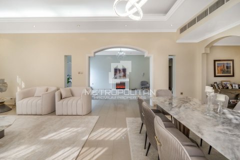 Vila u Al Barsha, Dubai, UAE 5 spavaćih soba, 762 m2 Br. 664483 - fotografija 5