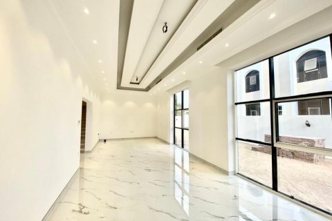 Villa in Al Barsha, Dubai, VAE: 5 Schlafzimmer, 1016.6 m2 Nr. 637472