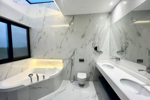 Vila u gradu Al Barsha, Dubai, UAE 5 spavaće sobe, 1381.89 m2 Br. 637471