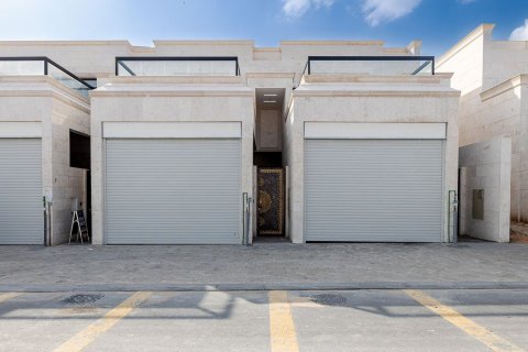 Βίλα σε BNH VILLAS σε Al Furjan, Dubai, ΗΑΕ 3 υπνοδωμάτια, 239 τ.μ. Αρ. 244437