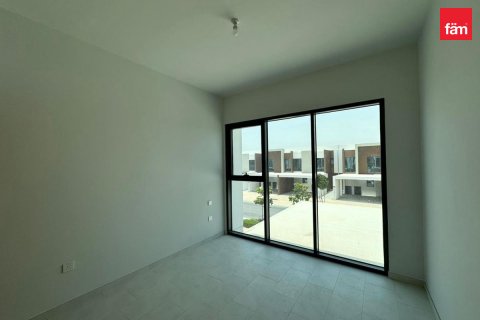 Villa zum Verkauf in Dubai, VAE 4 Schlafzimmer, 245.1 m2 Nr. 736983 - Foto 10