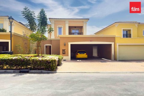 Dubai、UAEにあるヴィラ 3ベッドルーム、325 m2 No763344