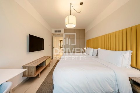 Sheikh Zayed Road, Dubai, UAE의 임대용 아파트 침실 3개, 147.9제곱미터 번호 746088 - 사진 10