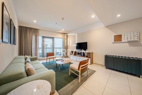 Sheikh Zayed Road, Dubai, UAE의 임대용 아파트 침실 3개, 147.9제곱미터 번호 746088 - 사진 3