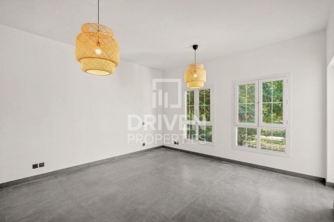 Māja The Springs, Dubaijā, AAE 3 istabas, 255.02 m2 Nr. 765514 - attēls 10