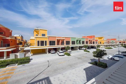 Townhouse de vânzare în Dubai, EAU 5 dormitoare, 219.6 mp. №732839 - poză 15
