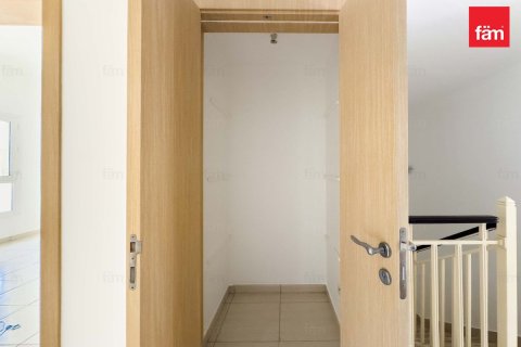 Вилла Дубай, БАӘ-да 3 жатын бөлмелер, 343.3 м² № 678374 - фото 9