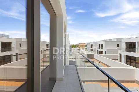 Villa en venta en Jumeirah Park, Dubai, EAU 5 dormitorios, 561.04 m2 № 767151 - foto 24