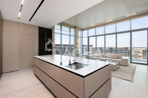 Apartmán v Al Wasl, Dubai, SAE 3 spálne, 265 m2 č. 714717 - Fotografia 3