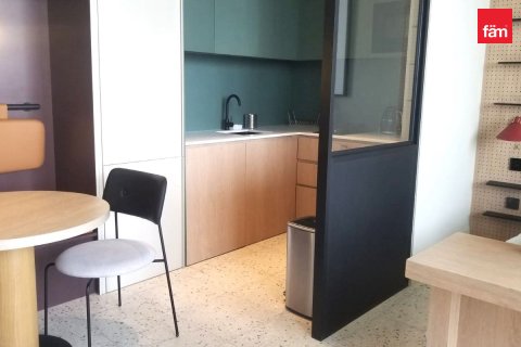 Apartment in Business Bay, Dubai, UAE 43.7 sq.m. № 725851 - photo 3