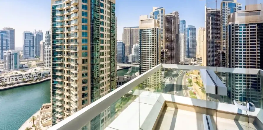 Appartamento a Dubai Marina, Dubai, EAU 2 camere da letto, 124 mq. № 678478