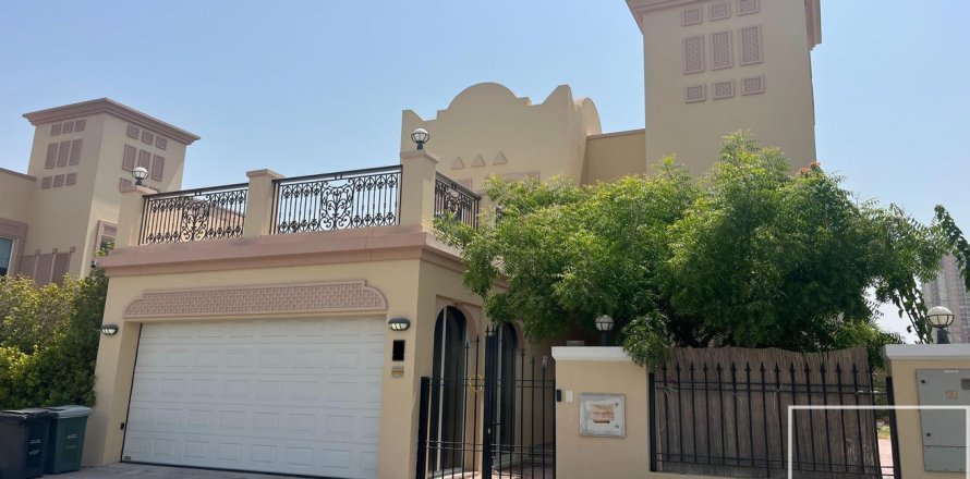 Vila u Jumeirah Village Triangle, Dubai, UAE 681.07 m2, 4 spavaćih soba Br. 755340