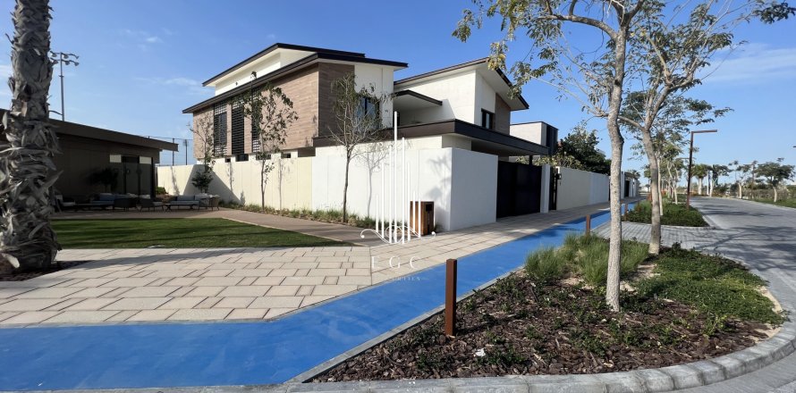 Villa in Saadiyat Island, Abu Dhabi, VAE 5 slaapkamers, 541.5 vr.m. nr 563684