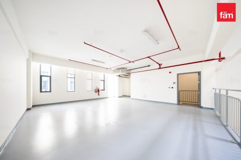 Raktárépület itt: Dubai, EAE, 1351 m², azonosító: 711642 - fénykép 4