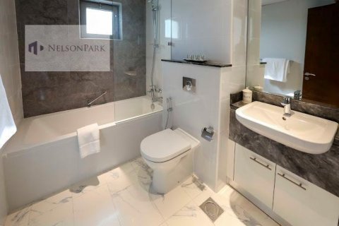 Apartamento para arrendamento em Business Bay, Dubai, EAU 2 quartos, 130.1 m2 № 564187 - foto 3