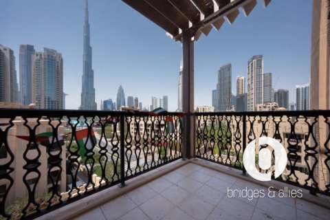 Apartamento en alquiler en Old Town, Dubai, EAU 3 dormitorios, 183 m2 № 709379 - foto 6