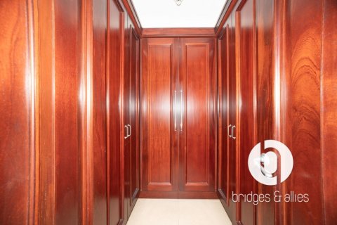 Apartamento en alquiler en Old Town, Dubai, EAU 3 dormitorios, 183 m2 № 709379 - foto 18