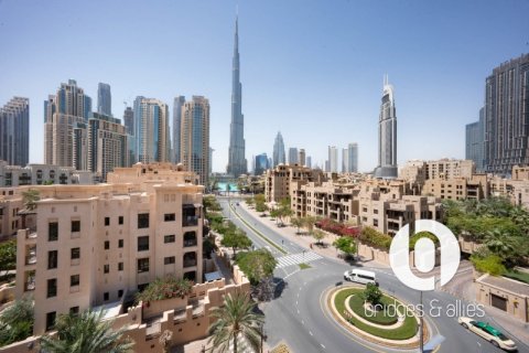 Apartamento en alquiler en Old Town, Dubai, EAU 3 dormitorios, 183 m2 № 709379 - foto 19