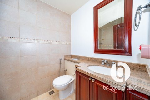 Apartamento en alquiler en Old Town, Dubai, EAU 3 dormitorios, 183 m2 № 709379 - foto 10