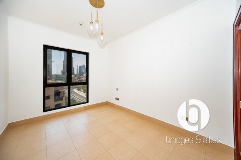 Apartamento en alquiler en Old Town, Dubai, EAU 3 dormitorios, 183 m2 № 709379 - foto 11