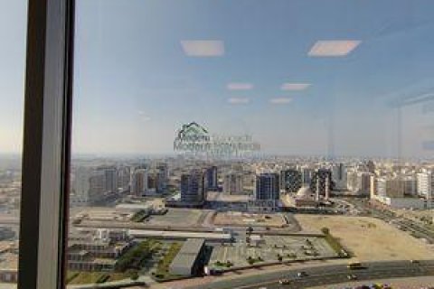 Opisina sa Sheikh Zayed Road, Dubai, UAE 3866 sq.m. № 293996