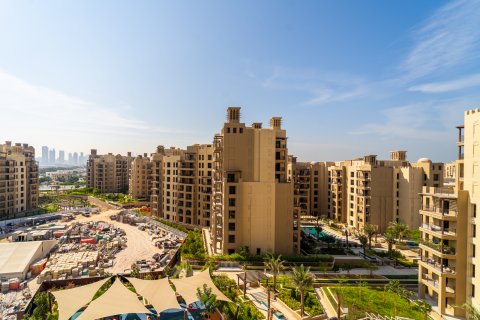 Huoneisto Umm Suqeim, Dubai, Arabiemiraatit 3 makuuhuonetta, 172 m2 № 696117 - kuva 21