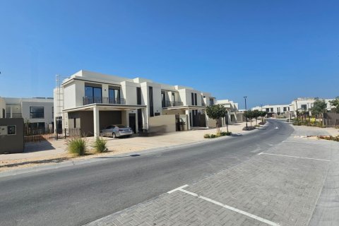 Townhouse til salg i Ras Al Khaimah, UAE 3 soveværelser, 192 kvm № 734871 - foto 3