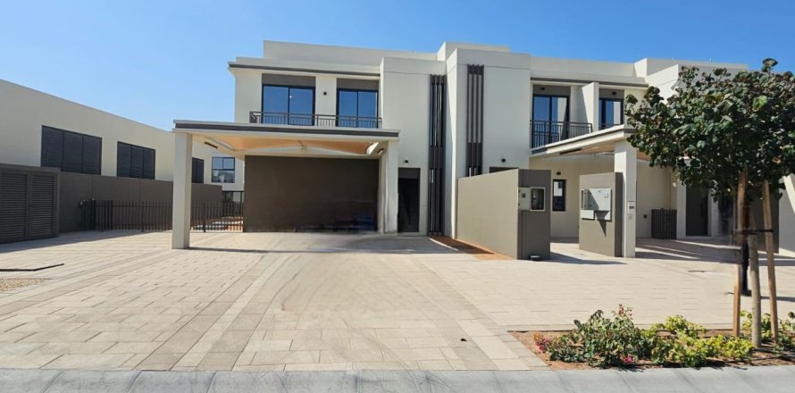 Townhouse i Ras Al Khaimah, UAE 3 soveværelser, 192 kvm № 734871
