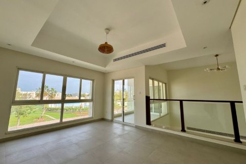 וילה למכירה ב Ras Al Khaimah, איחוד האמירויות  4 חדרי שינה, 443 מ"ר, מספר 734868 - תמונה 7