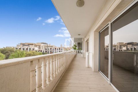 Apartament na sprzedaż w Jumeirah Village Circle, Dubai, ZEA 2 sypialnie, 132 mkw., nr 663619 - zdjęcie 19