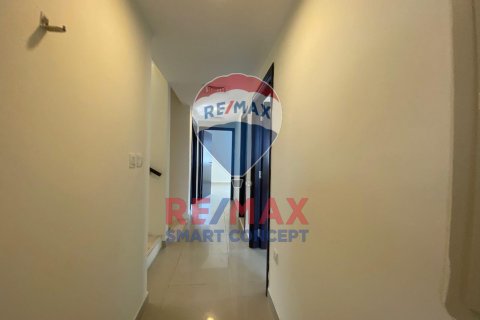 阿联酋 Abu Dhabi Al Reef 待租 : 5 卧, 273.3 平方米 , 编号515829 - 照片 5
