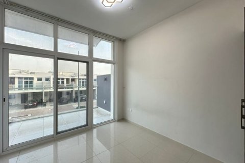Maison de ville à louer à DAMAC Hills (Akoya by DAMAC), Dubai, EAU 5 chambres, 112 m2 № 720625 - photo 6