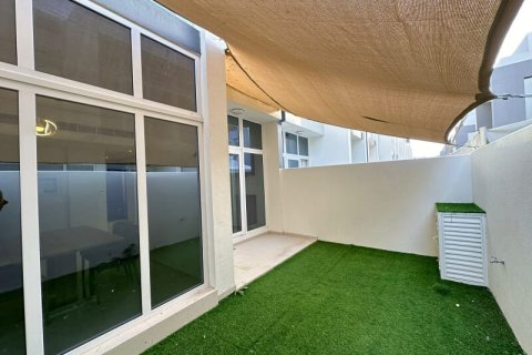 Maison de ville à louer à DAMAC Hills (Akoya by DAMAC), Dubai, EAU 5 chambres, 112 m2 № 720625 - photo 3