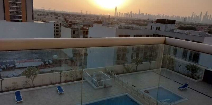 Dubai、UAEにあるマンション 1ベッドルーム、61.41 m2 No728307