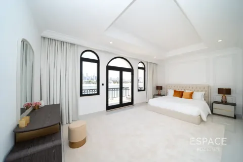 Villa uthyres i Palm Jumeirah, Dubai, UAE 4 sovrum, 465 kvm Nr. 661180 - fotografi 11
