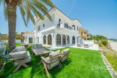 וילה ב Palm Jumeirah, Dubai, איחוד האמירויות 4 חדרי שינה, 465 מ