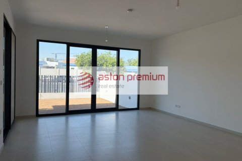 Řadový dům v Jebel Ali, Dubai, SAE 4 ložnice, 340 m² Č.: 753862
