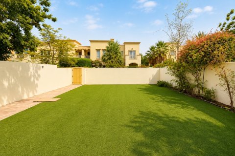 Villa zur Miete in The Springs, Dubai, VAE 2 Schlafzimmer, 260.19 m2 Nr. 757507 - Foto 13