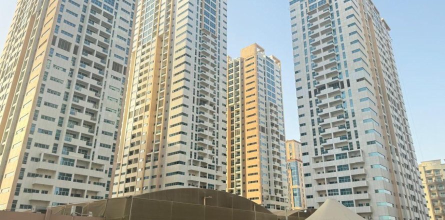 Al Sawan, Ajman, संयुक्त अरब अमीरात में अपार्टमेंट, 2 बेडरूम, 155 वर्ग मीटर, संख्या 681596