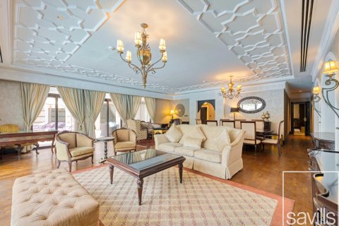 Villa til leje i Palm Jumeirah, Dubai, UAE 4 soveværelser, 368.55 kvm № 761200 - foto 11