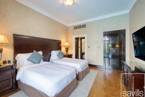 Villa til leje i Palm Jumeirah, Dubai, UAE 4 soveværelser, 368.55 kvm № 761200 - foto 16