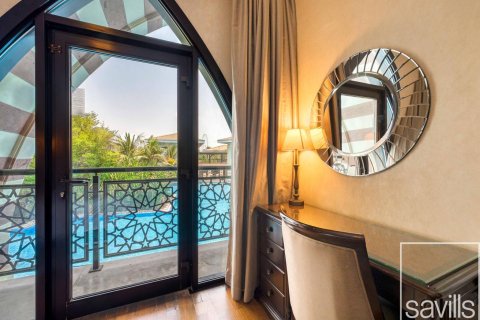 Villa til leje i Palm Jumeirah, Dubai, UAE 4 soveværelser, 368.55 kvm № 761200 - foto 23