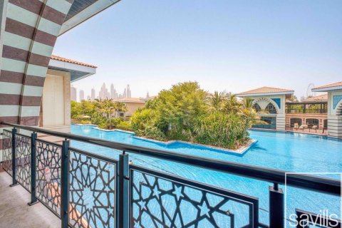 Villa til leje i Palm Jumeirah, Dubai, UAE 4 soveværelser, 368.55 kvm № 761200 - foto 3