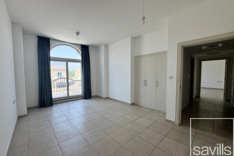 Villa in Dubai Sports City, Dubai, UAE 5 bedrooms, 613.53 sq.m. № 761225 - photo 8