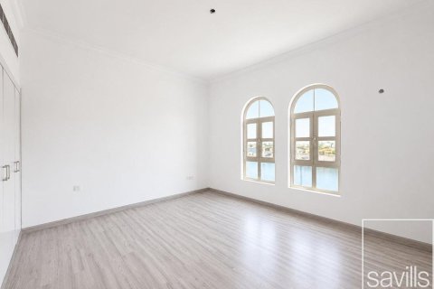 Villa en alquiler en Jumeirah Islands, Dubai, EAU 4 dormitorios, 1001.68 m2 № 761196 - foto 13
