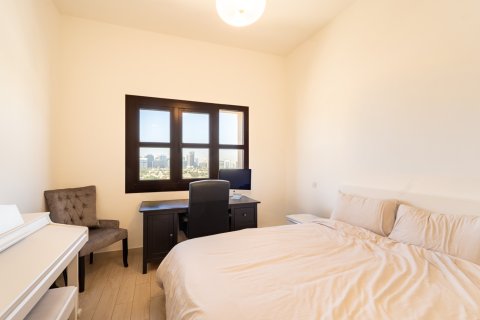 Appartamento in vendita a Dubai, EAU 2 camere da letto, 127 mq. № 766145 - foto 8