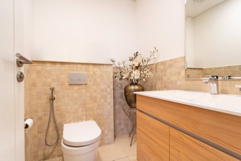 Appartamento in vendita a Dubai, EAU 2 camere da letto, 127 mq. № 766145 - foto 11